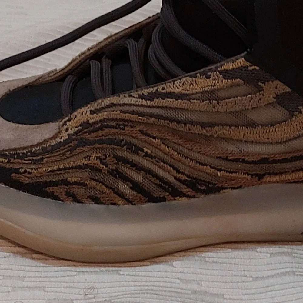 Yeezy bold patterned